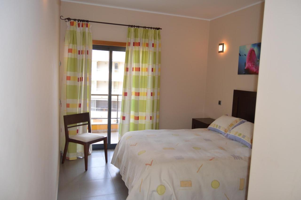 Apartamento Frente Ao Mar Com Piscina De Agua Salgada Куартейра Екстер'єр фото