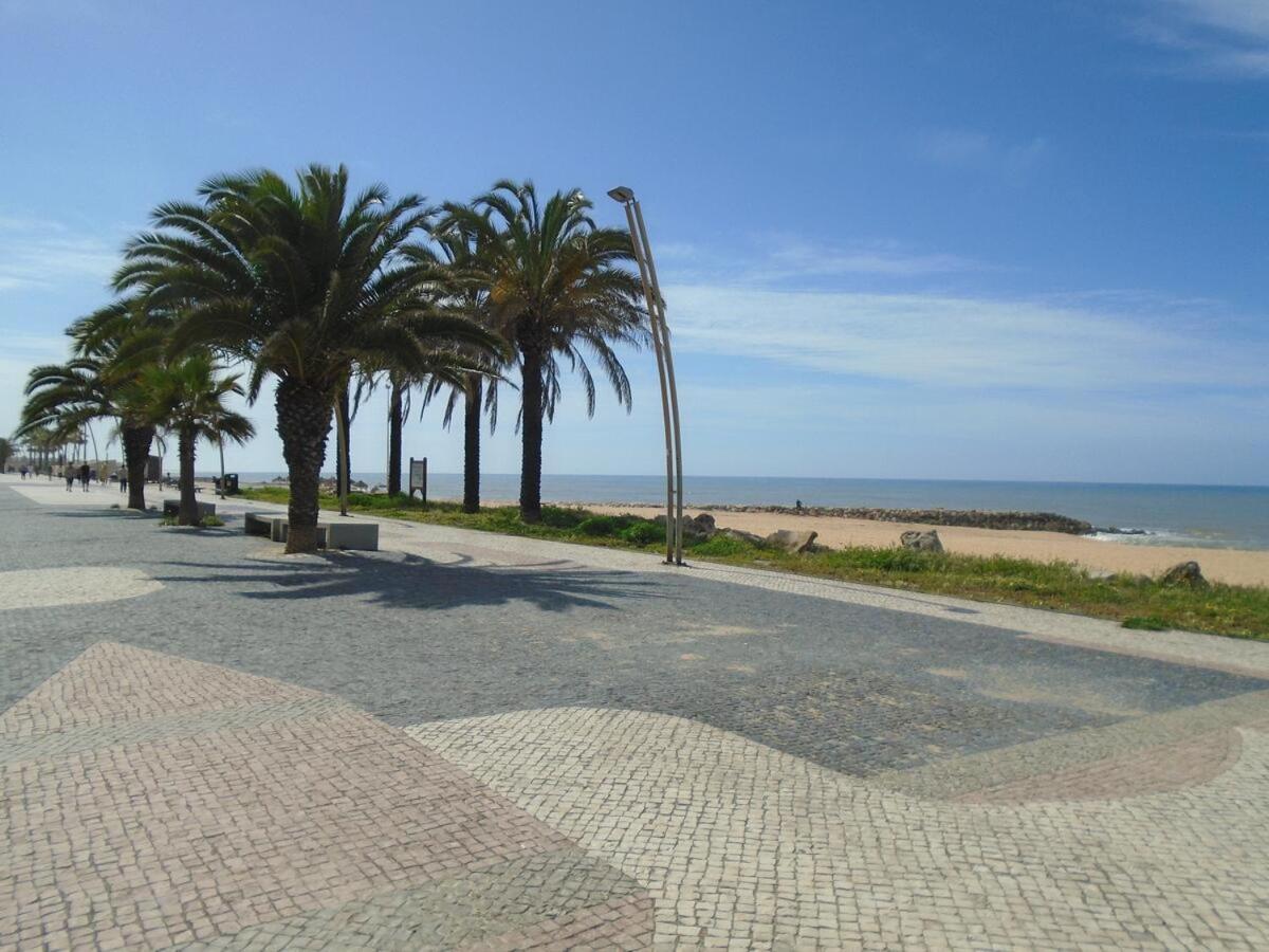 Apartamento Frente Ao Mar Com Piscina De Agua Salgada Куартейра Екстер'єр фото