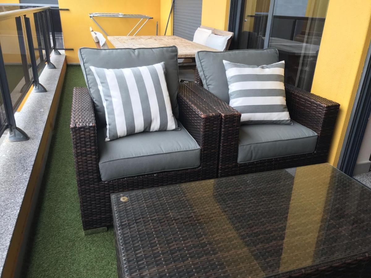 Apartamento Frente Ao Mar Com Piscina De Agua Salgada Куартейра Екстер'єр фото