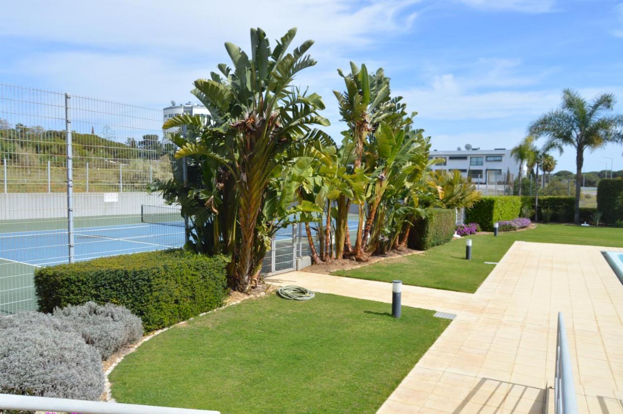 Apartamento Frente Ao Mar Com Piscina De Agua Salgada Куартейра Екстер'єр фото